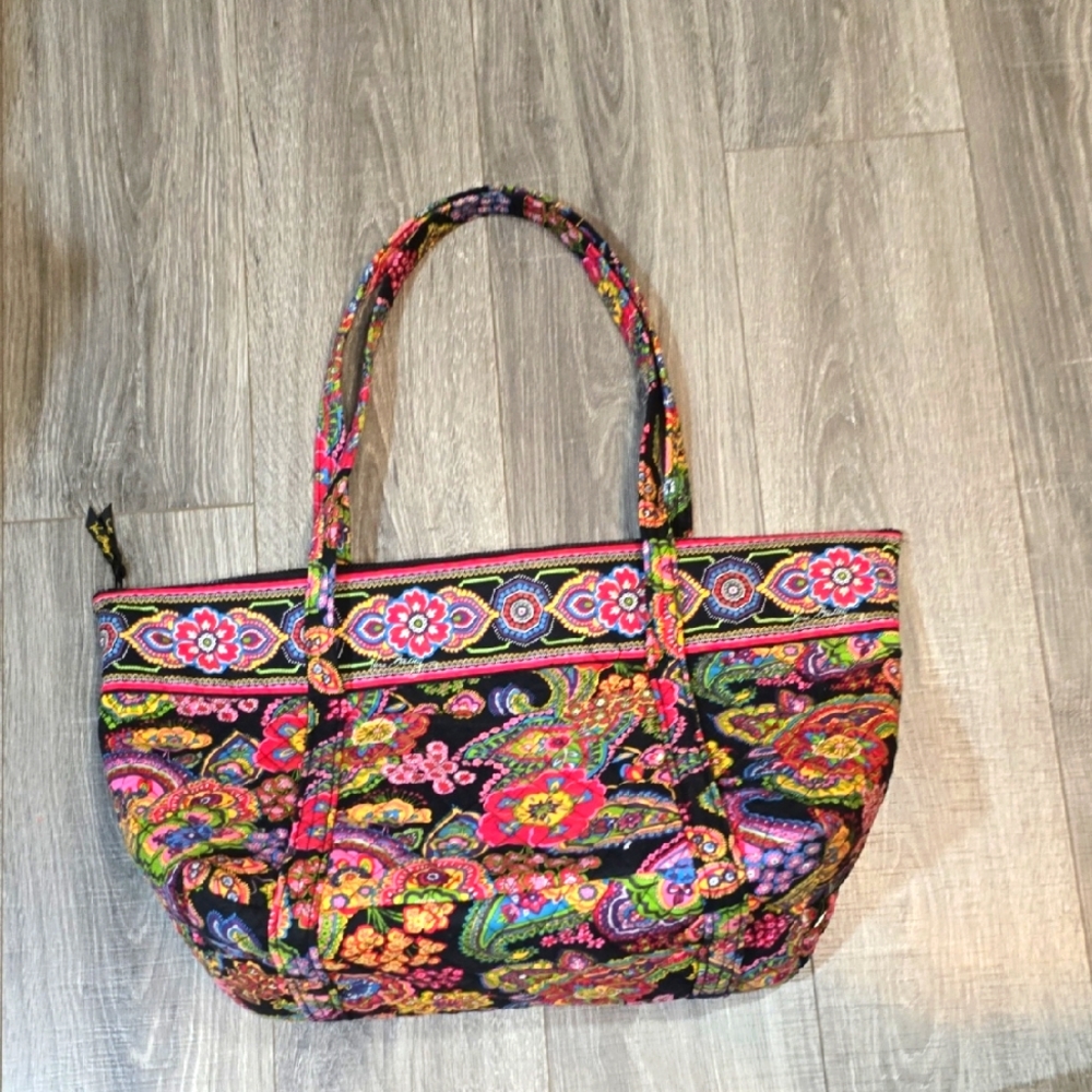 Vera Bradley Colorful Floral Tote. Large, Travel, Bright Colors.